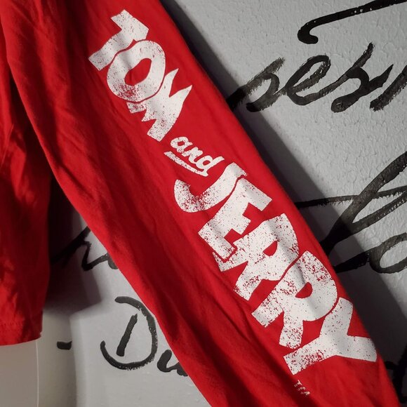 Tom & Jerry Graphic Red Long Sleeve Tee, Lg - Picture 2 of 5